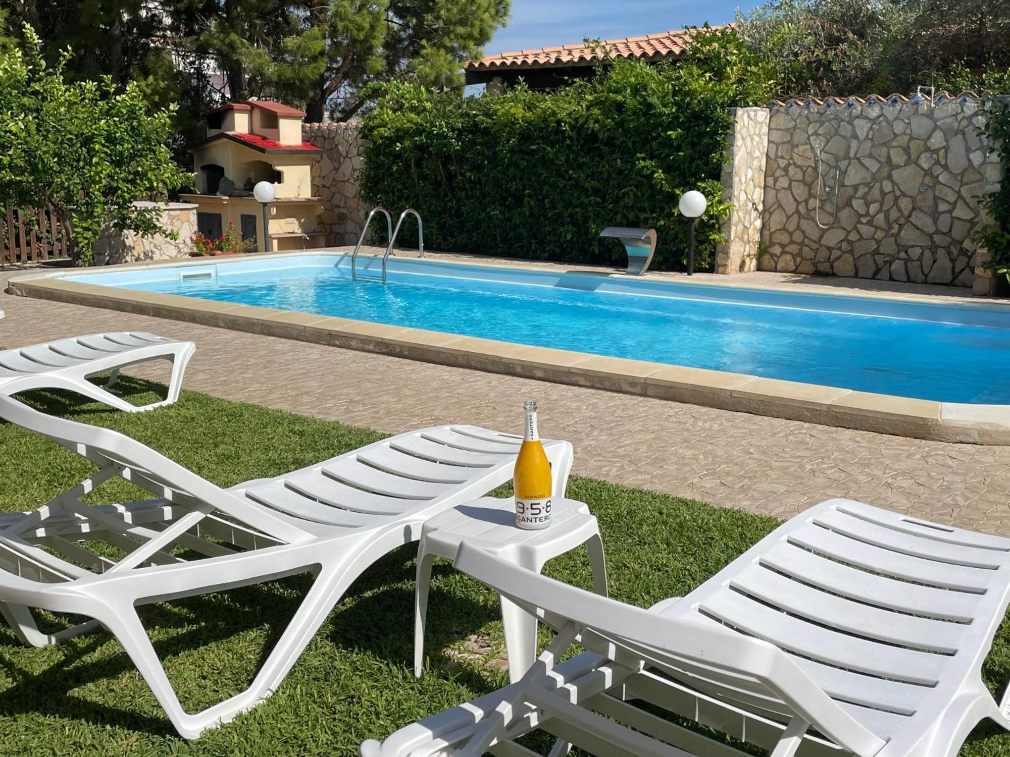 Villino Giulia Villa Altavilla Milicia Kültér fotó